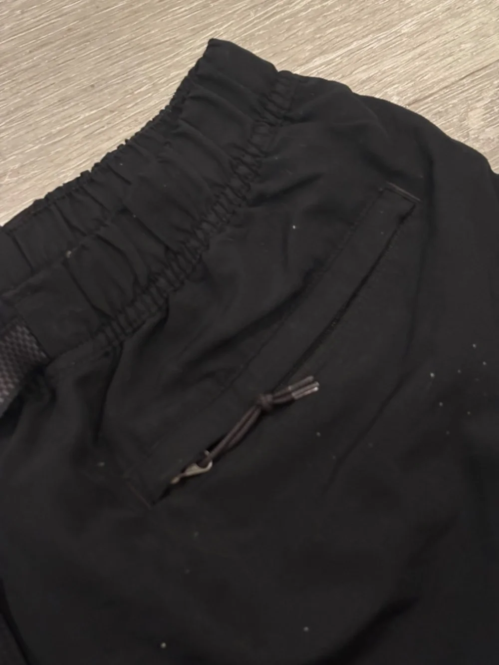 Nike ACG Snowgrass Cargo Shorts Mens M Black Hike Trail Fishing Sportswear Gorp